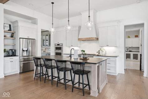 15860 Oak Park Vista Westfield IN 46074