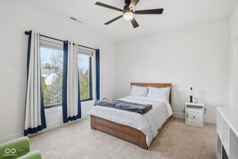 15860 Oak Park Vista Westfield IN 46074