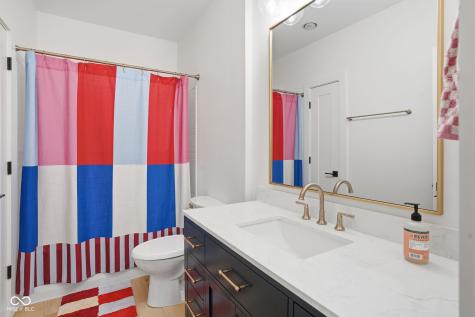 15860 Oak Park Vista Westfield IN 46074