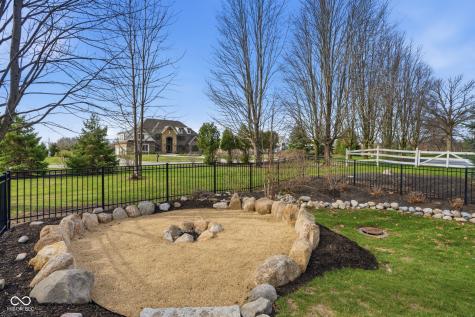15860 Oak Park Vista Westfield IN 46074