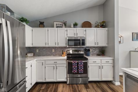 3902 Cherry Blossom Boulevard Indianapolis IN 46237