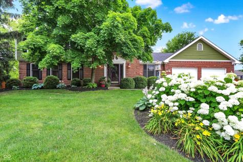 58 Penn Place Zionsville IN 46077