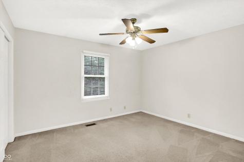 58 Penn Place Zionsville IN 46077