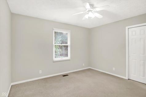 58 Penn Place Zionsville IN 46077