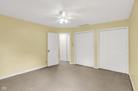 58 Penn Place Zionsville IN 46077