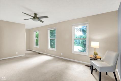 58 Penn Place Zionsville IN 46077