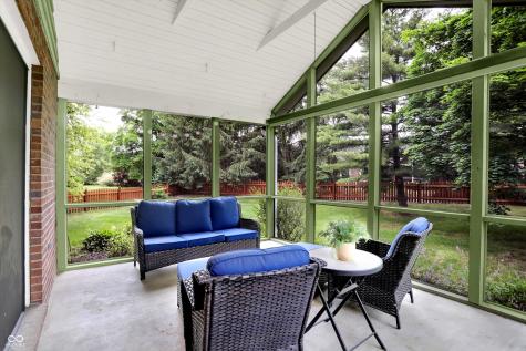 58 Penn Place Zionsville IN 46077