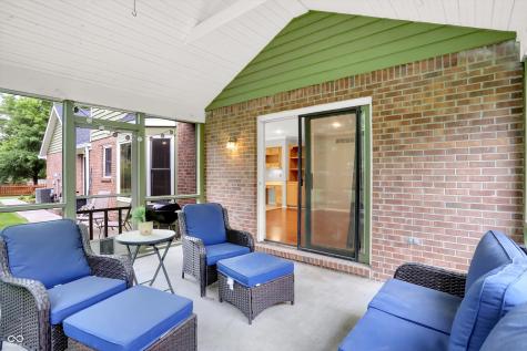 58 Penn Place Zionsville IN 46077