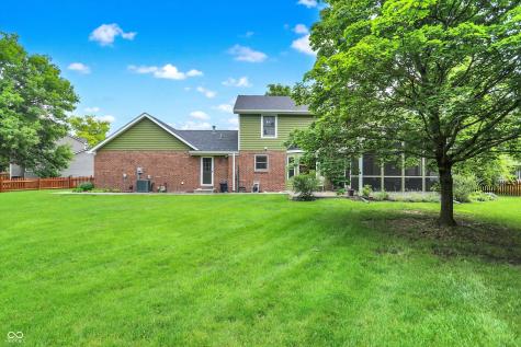 58 Penn Place Zionsville IN 46077