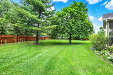 58 Penn Place Zionsville IN 46077