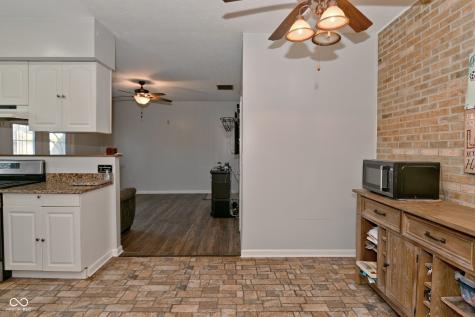 8104 E Edgewood Avenue Indianapolis IN 46239
