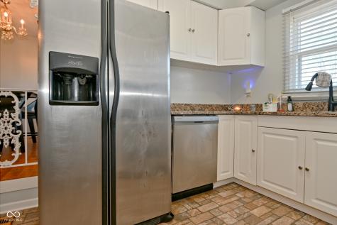 8104 E Edgewood Avenue Indianapolis IN 46239