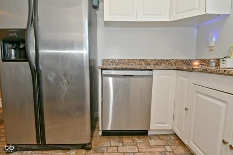 8104 E Edgewood Avenue Indianapolis IN 46239