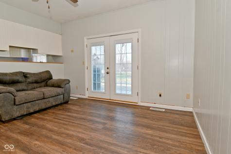 8104 E Edgewood Avenue Indianapolis IN 46239