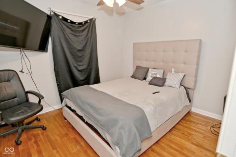 8104 E Edgewood Avenue Indianapolis IN 46239