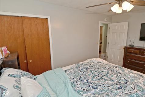 8104 E Edgewood Avenue Indianapolis IN 46239