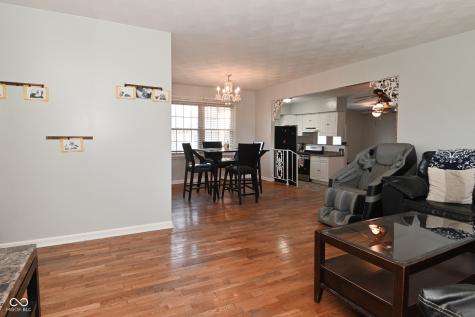 8104 E Edgewood Avenue Indianapolis IN 46239