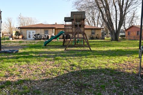 8104 E Edgewood Avenue Indianapolis IN 46239