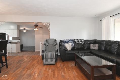 8104 E Edgewood Avenue Indianapolis IN 46239