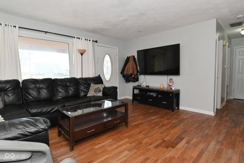 8104 E Edgewood Avenue Indianapolis IN 46239