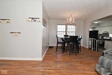 8104 E Edgewood Avenue Indianapolis IN 46239