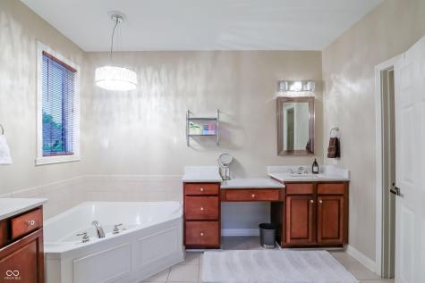 11154 Turfgrass Way Indianapolis IN 46236