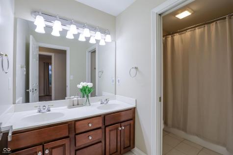 11154 Turfgrass Way Indianapolis IN 46236