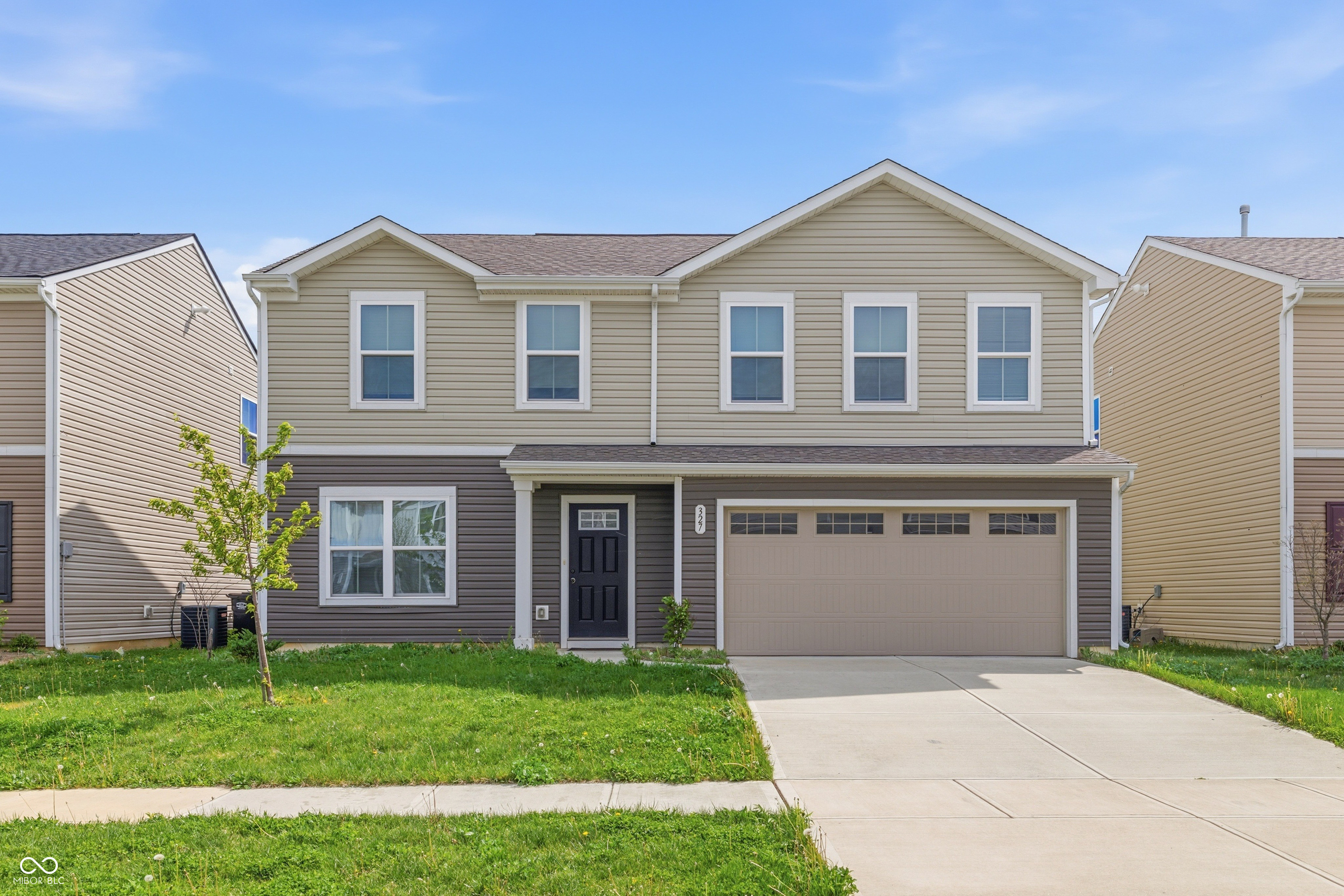 327 Campus Lane Greenwood IN 46143