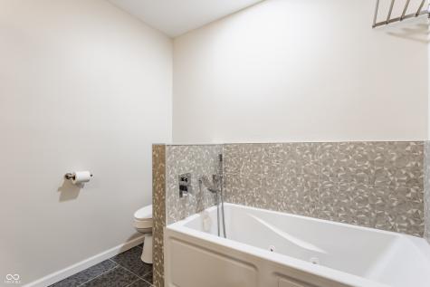 8117 Scarborough Court Indianapolis IN 46256