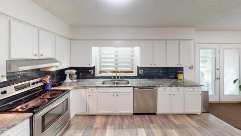523 Verwood Court Indianapolis IN 46234