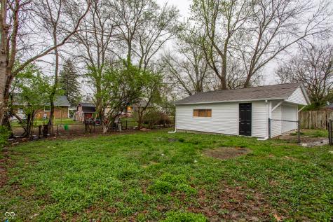 8340 E 41st Place Indianapolis IN 46226