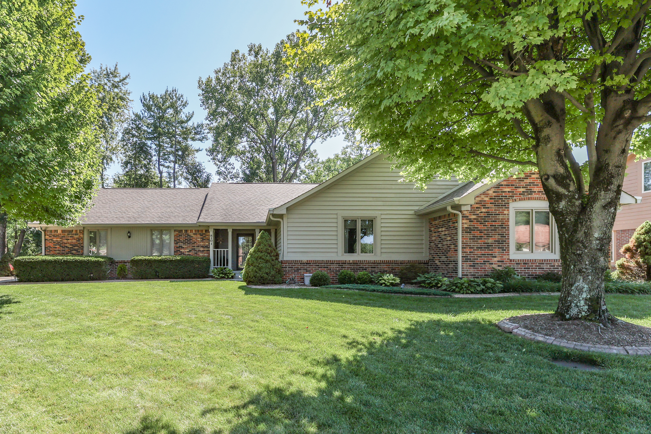 8101 Dark Star Drive Indianapolis IN 46217