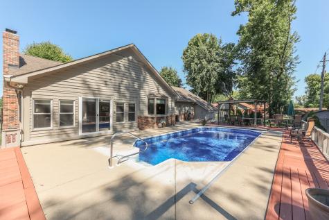 8101 Dark Star Drive Indianapolis IN 46217