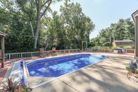 8101 Dark Star Drive Indianapolis IN 46217