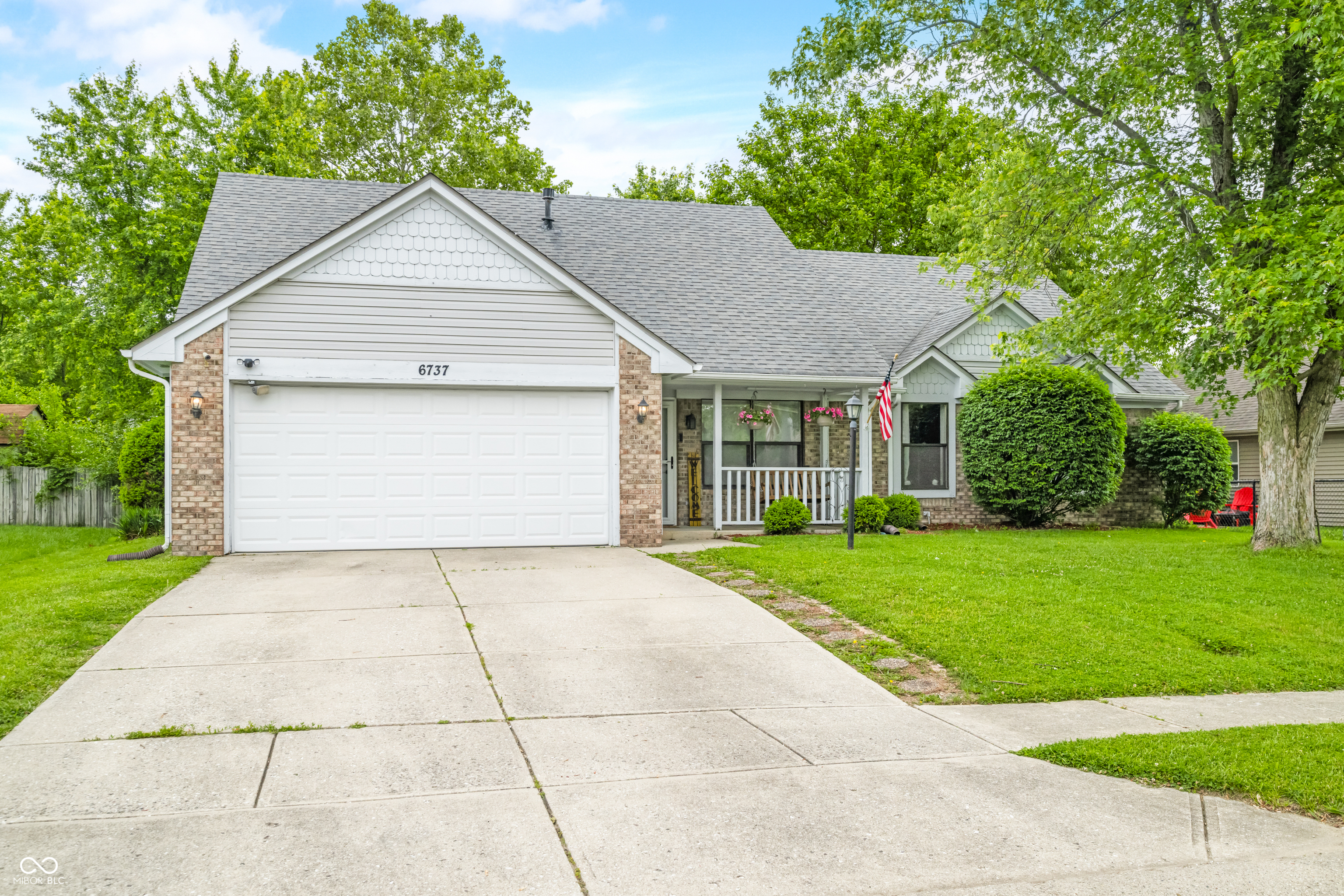 6737 Raritan Drive Indianapolis IN 46221