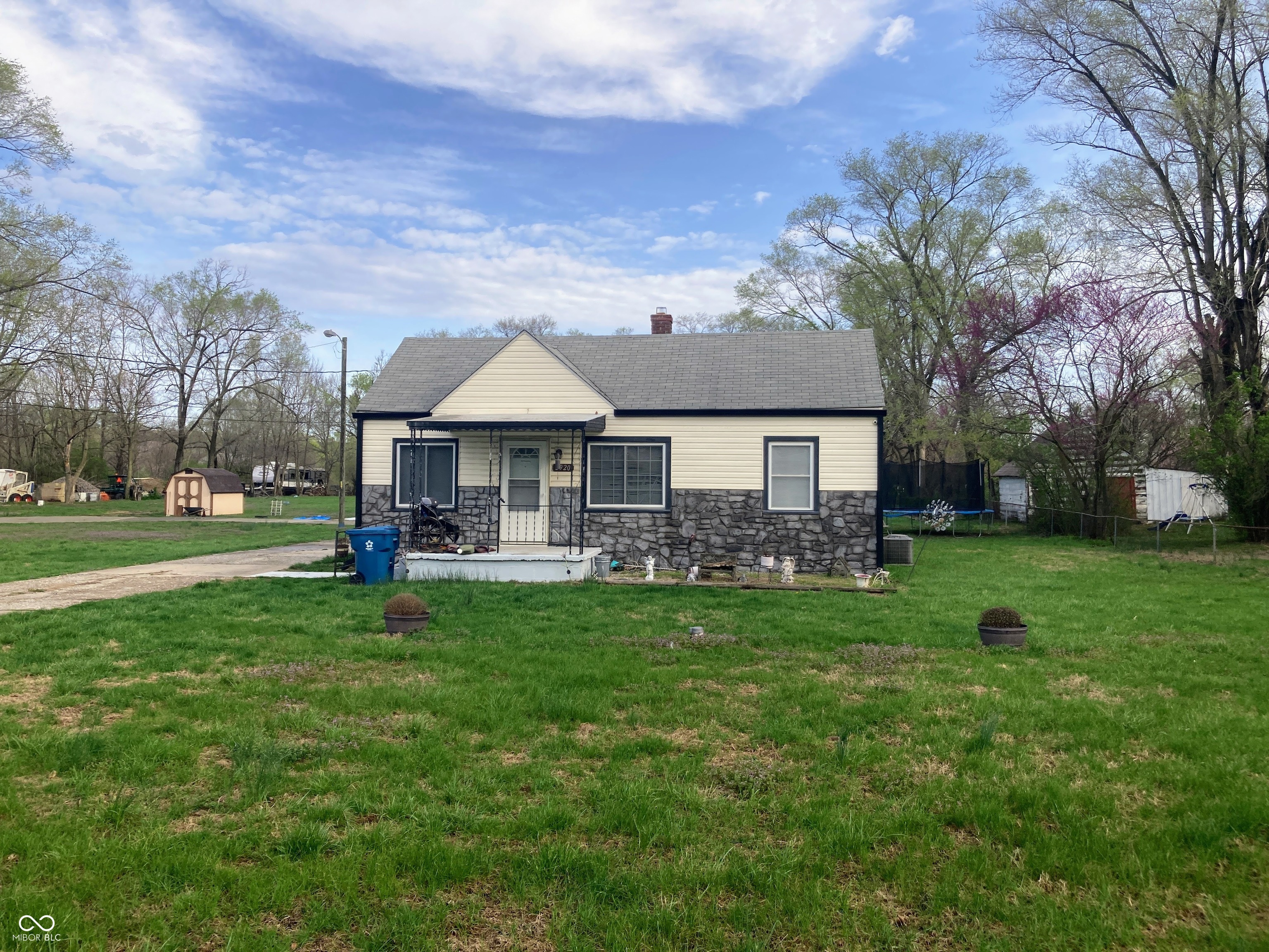 2920 Newhart Street Indianapolis IN 46217