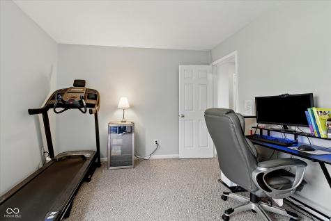 1810 Salina Drive Avon IN 46123