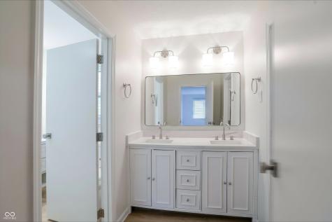 7140 Avalon Trail Drive Indianapolis IN 46250