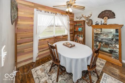 657 W Brookville Road Fountaintown IN 46130