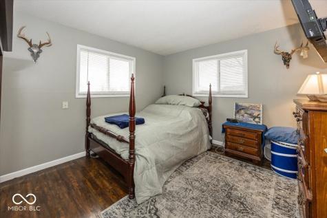 657 W Brookville Road Fountaintown IN 46130