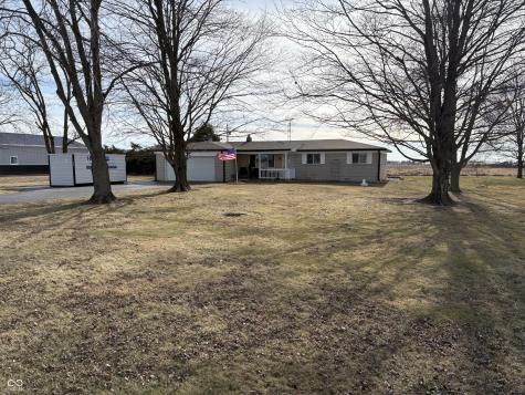 657 W Brookville Road Fountaintown IN 46130