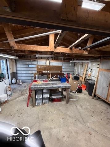 657 W Brookville Road Fountaintown IN 46130