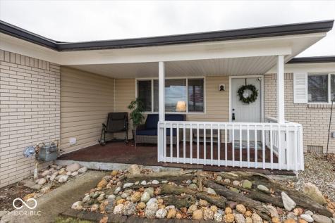 657 W Brookville Road Fountaintown IN 46130