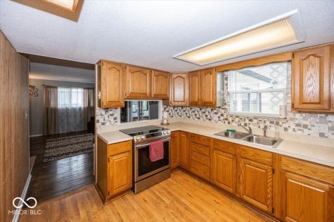 657 W Brookville Road Fountaintown IN 46130