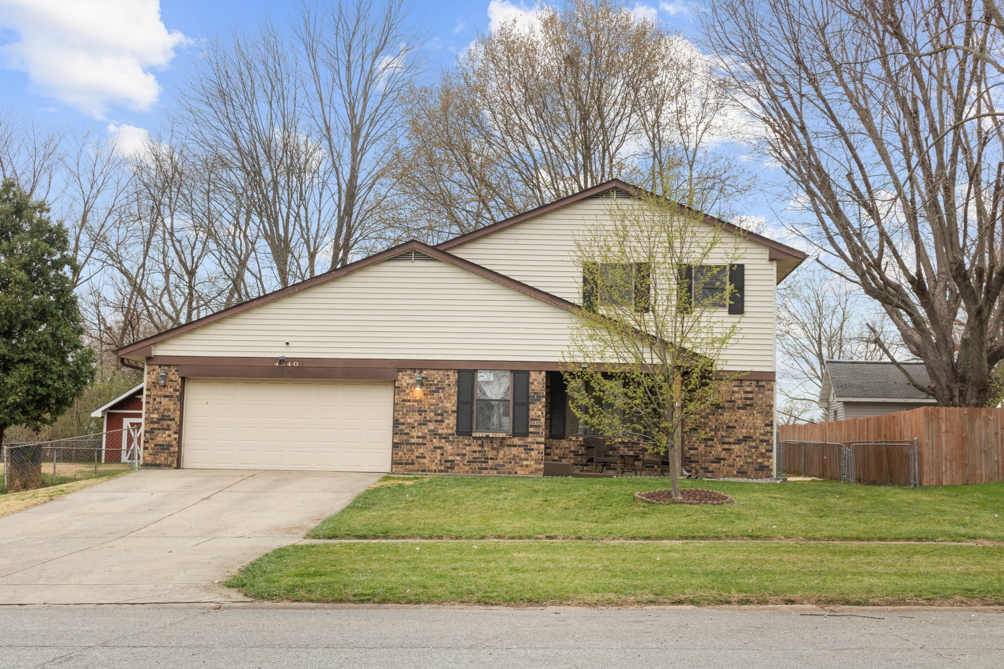 4540 S Lynhurst Drive Indianapolis IN 46221
