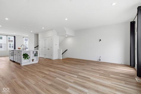 14565 Pomona Lane Carmel IN 46074