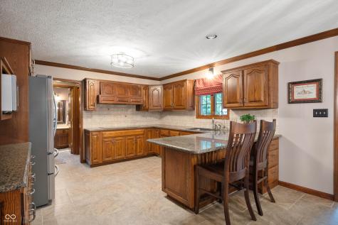 6575 Robin Hood Drive Indianapolis IN 46227