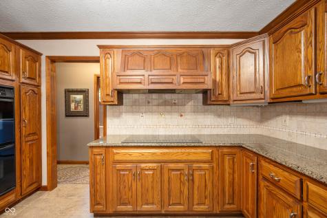 6575 Robin Hood Drive Indianapolis IN 46227