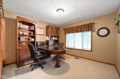 6575 Robin Hood Drive Indianapolis IN 46227