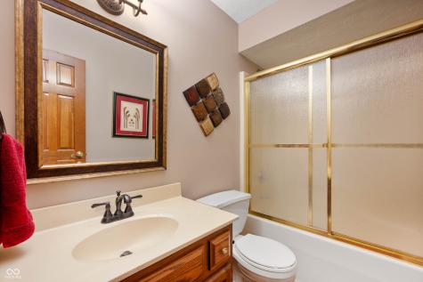 6575 Robin Hood Drive Indianapolis IN 46227